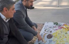 مسئولان خانه مطبوعات کشور با شهید سردار حاجی‌زاده در گلزار شهدای تهران تجدید میثاق کردند