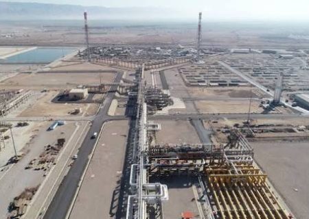 مجاهدت بی‌وقفه کارکنان نفت و گاز اروندان در تلاقی دهه فجر و نیمه شعبان