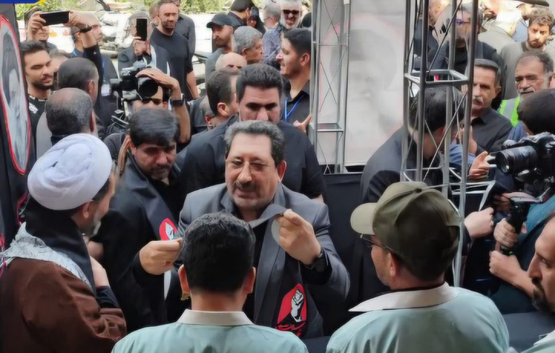 حضور وزیر صمت در موکب گروه فولاد مبارکه در آیین تشییع رهبر شهید انقلاب