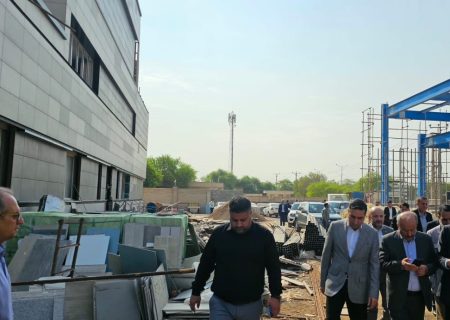 وزیر کار از پروژه مرکز فوق‌تخصصی قلب ولی‌عصر(عج) خرمشهر بازدید کرد