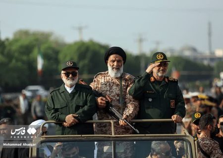 در میدان هستیم و می‌مانیم؛ خوزستان در رزمایش «جان‌فدایان» اقتدار مردمی را به نمایش گذاشت