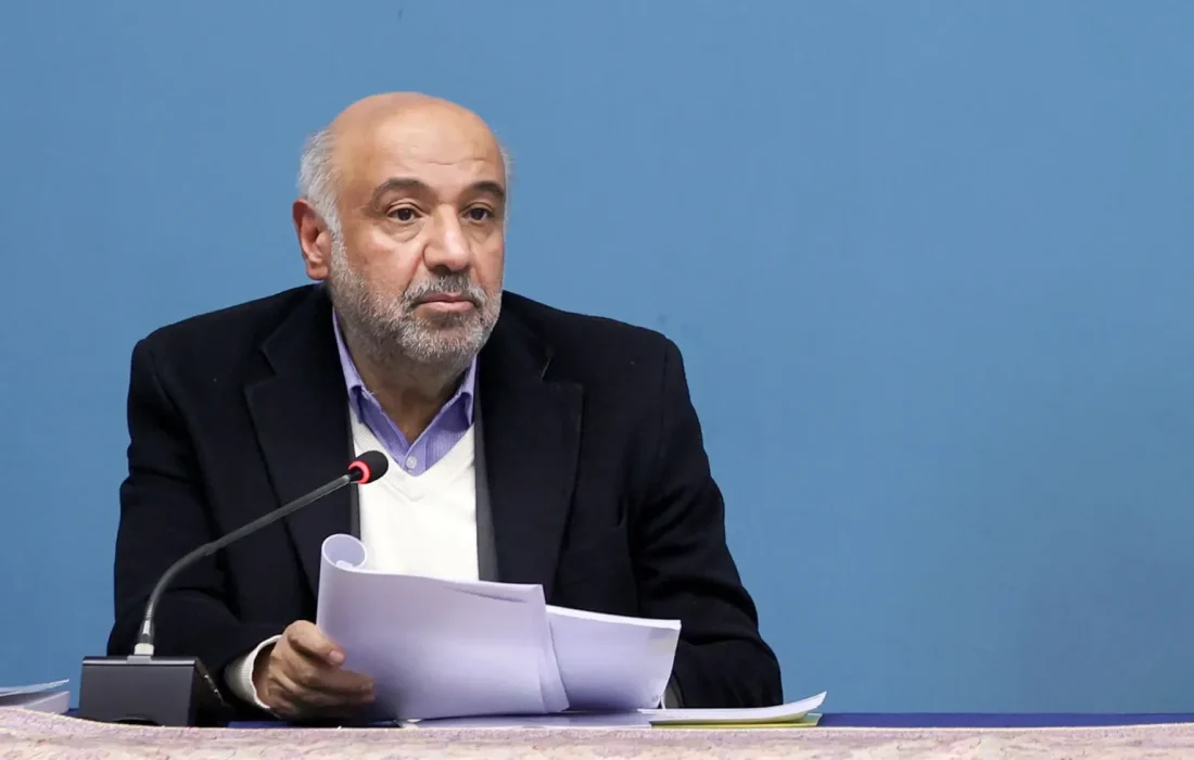 وزیر کار: انتقال حسابهای پتروشیمیها به خوزستان در حال انجام است