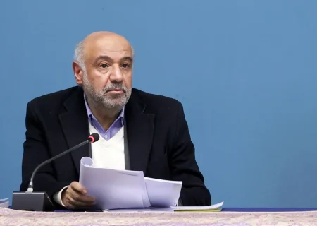 وزیر کار: انتقال حساب‌های پتروشیمی‌ها به خوزستان در حال انجام است