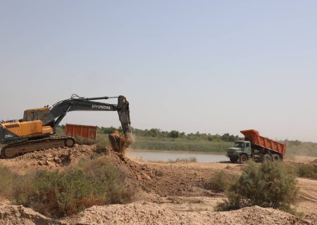 نیشکر عملیات ایمن‌سازی سیل‌بندهای حاشیه کارون را آغاز کرد