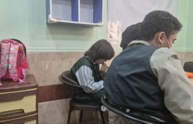 پشت نیمکت بهشت