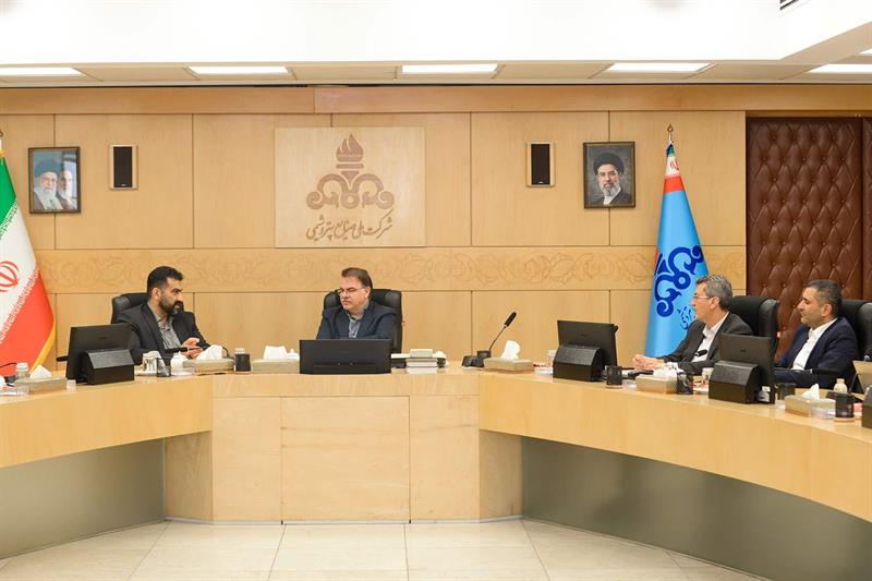 تدوین ویرایش دوم سند تابآوری و تداوم تولید صنعت پتروشیمی در شرایط بحران